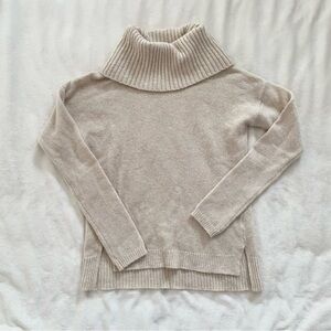 GAP Oatmeal Cream High Turtleneck Wool Sweater
